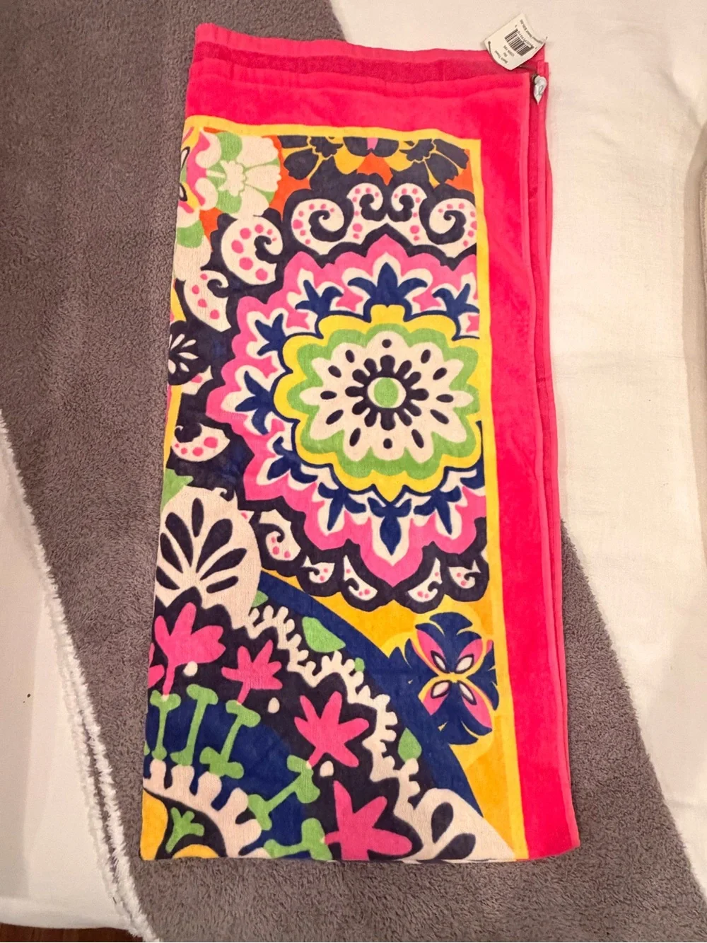 NWT- Vera Bradley Rio Beach towel